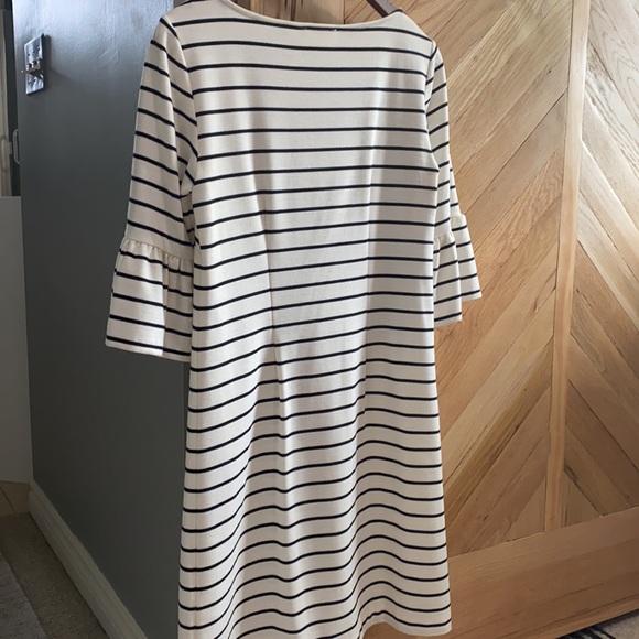 DONATED Semi-fitted (shift-like) dress - Picture 2 of 3